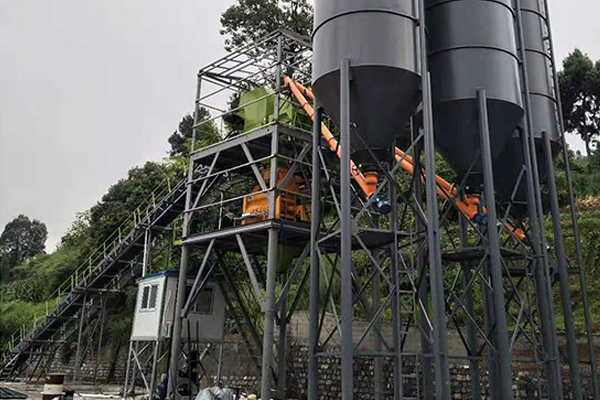 早期購(gòu)買(mǎi)混凝土攪拌站的老用戶(hù)該做哪些改進(jìn)來(lái)應(yīng)對(duì)環(huán)保測(cè)評(píng)呢？